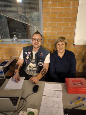 25-11-28-Rock-nBad-02